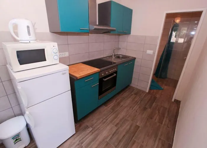 Robinson Emanuela Potomje